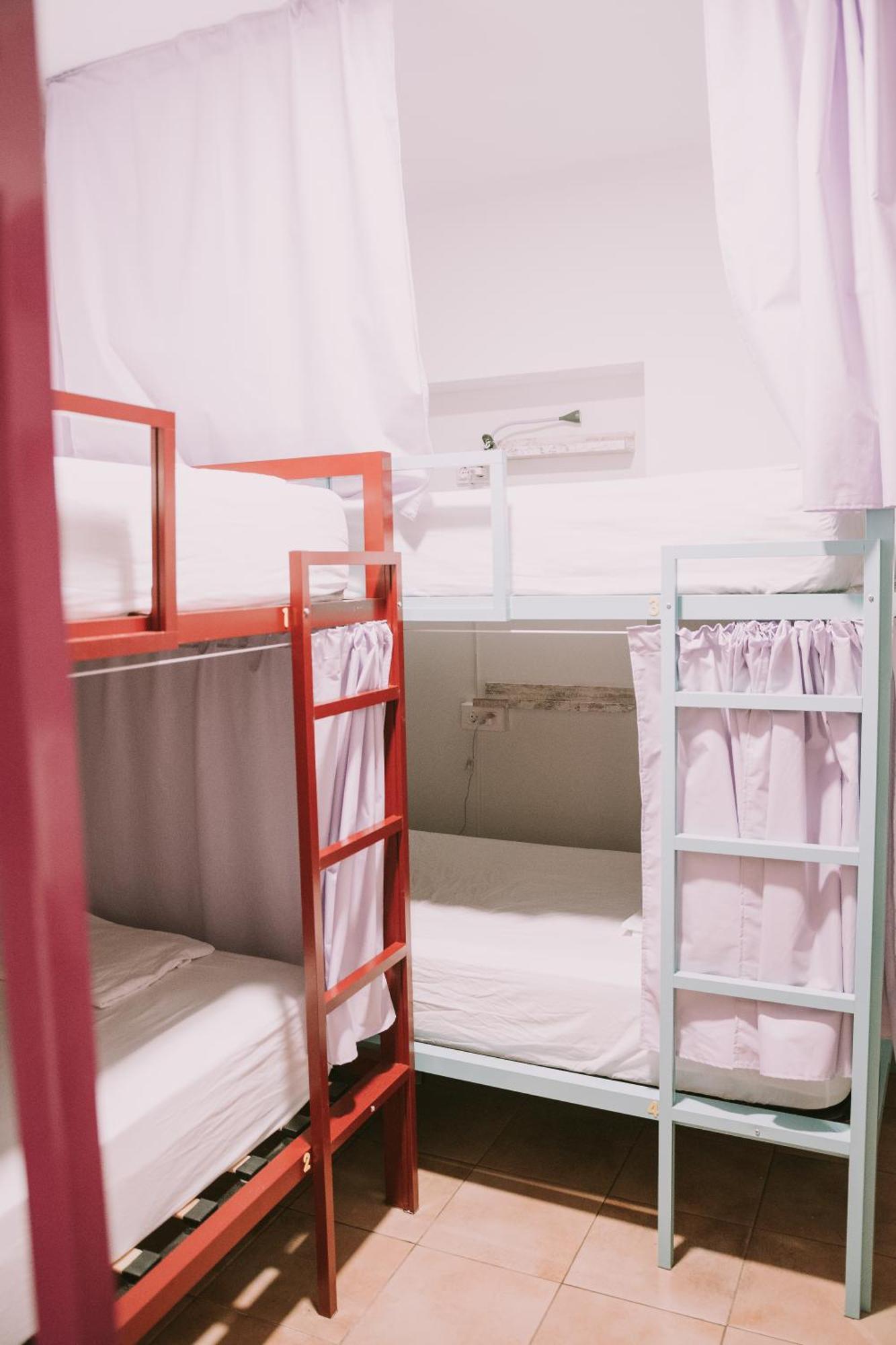 Kite & Surf Nomad House Auberge de jeunesse *